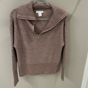 Quarter zip Mauve sweater